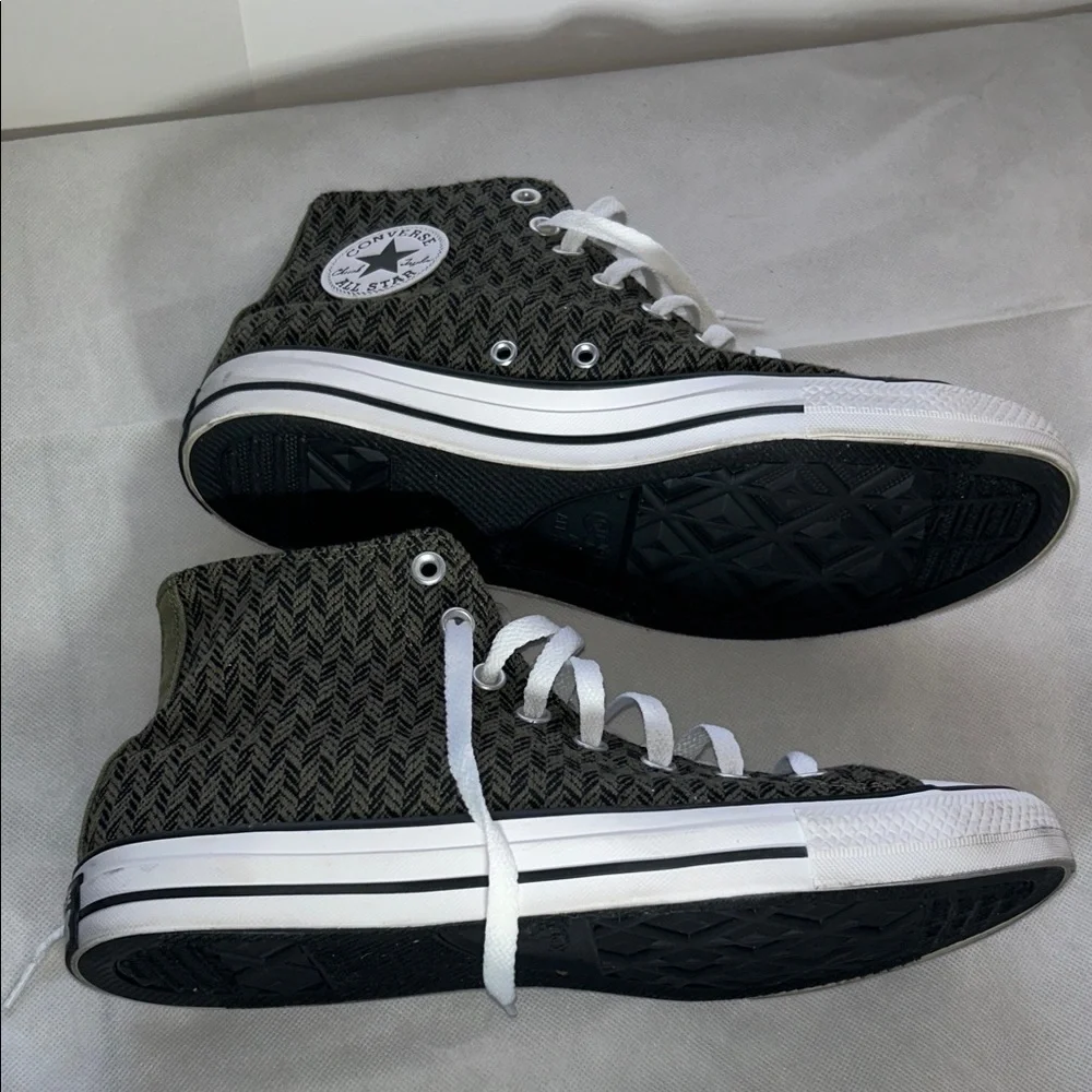 Women’s size 11 Converse Chuck Taylor All Star High 'Herringbone - Utility' - Picture 3 of 14